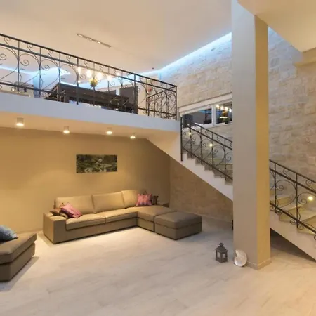 Lotus * ポセダリェ